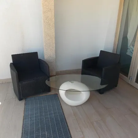 Sardinia Seafront House * Ольбія