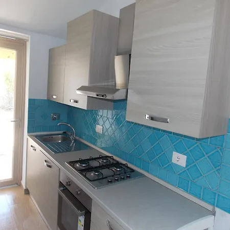 Sardinia Seafront House Апартаменти *