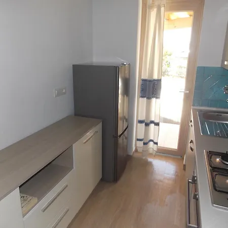 Sardinia Seafront House Апартаменти